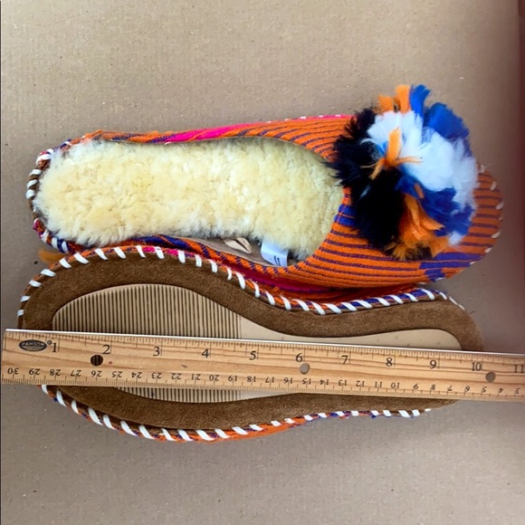 Slippers - Picture 6 of 6